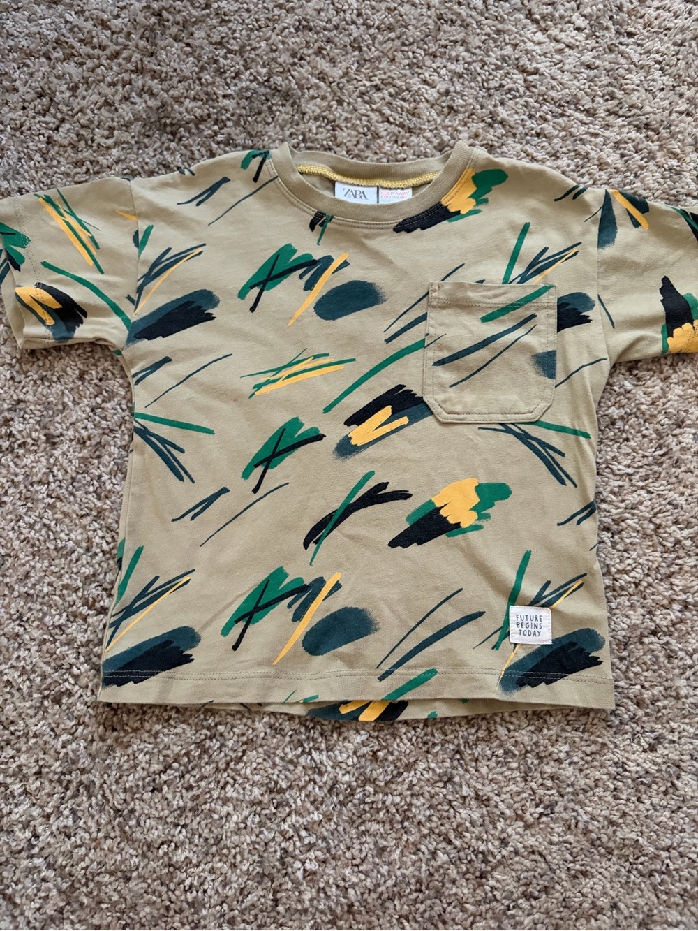 Zara Kids Tan T-Shirt with Green & Yellow Brushstroke Print